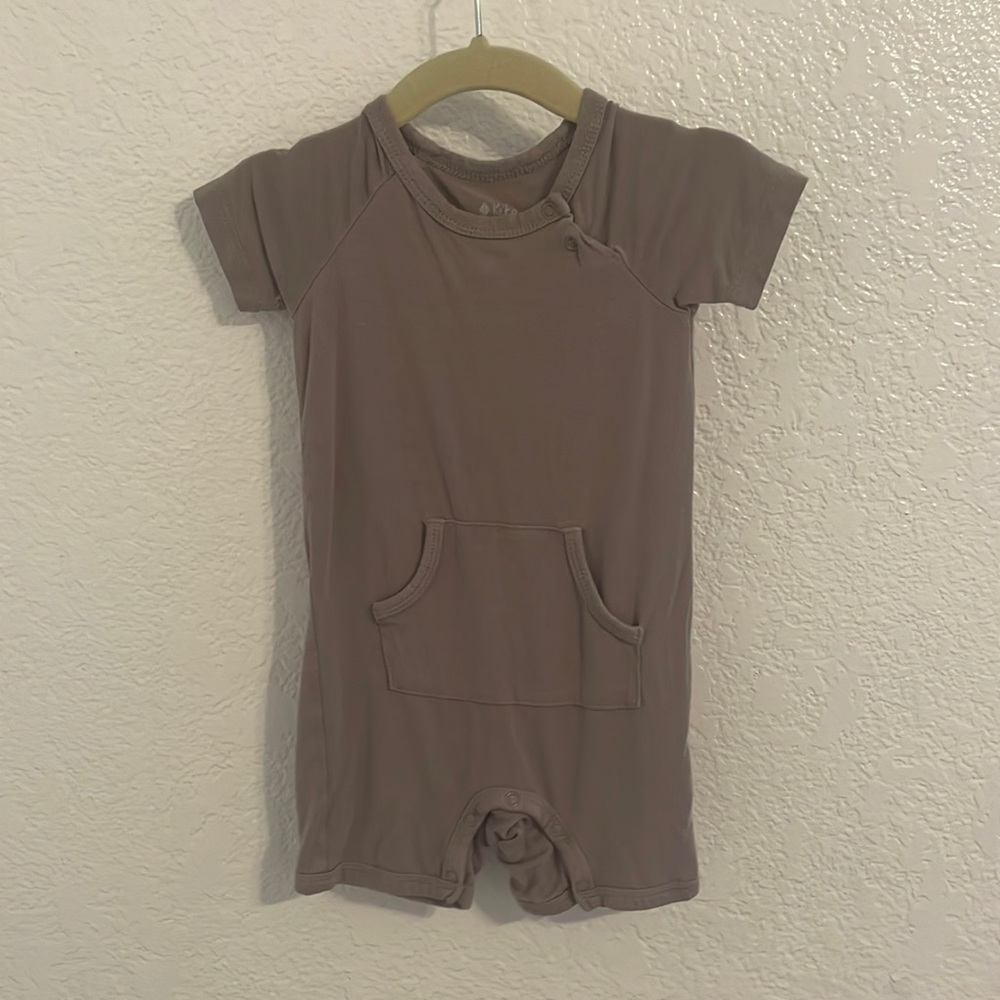 Kyte Baby Shortsleeve Romper 12-18m in Mushroom 🍄